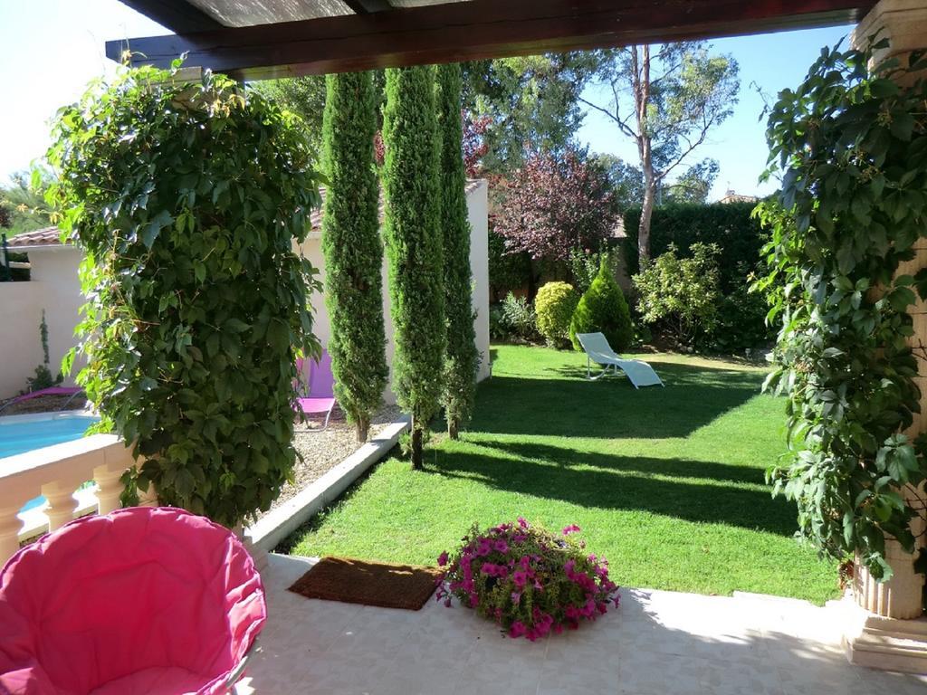 Villa Clairelou Pertuis Bagian luar foto