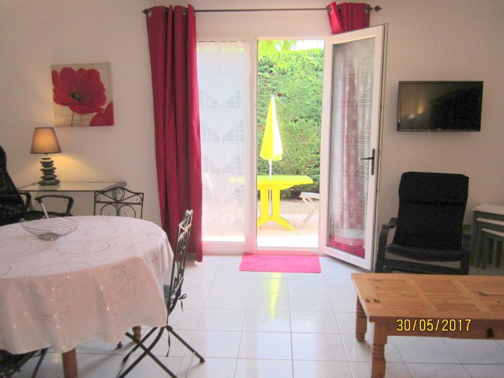 Villa Clairelou Pertuis Bagian luar foto